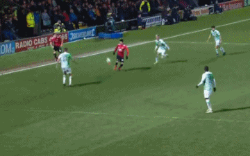 电讯报：埃泽因伤退出，英格兰队补招纽卡边锋巴恩斯